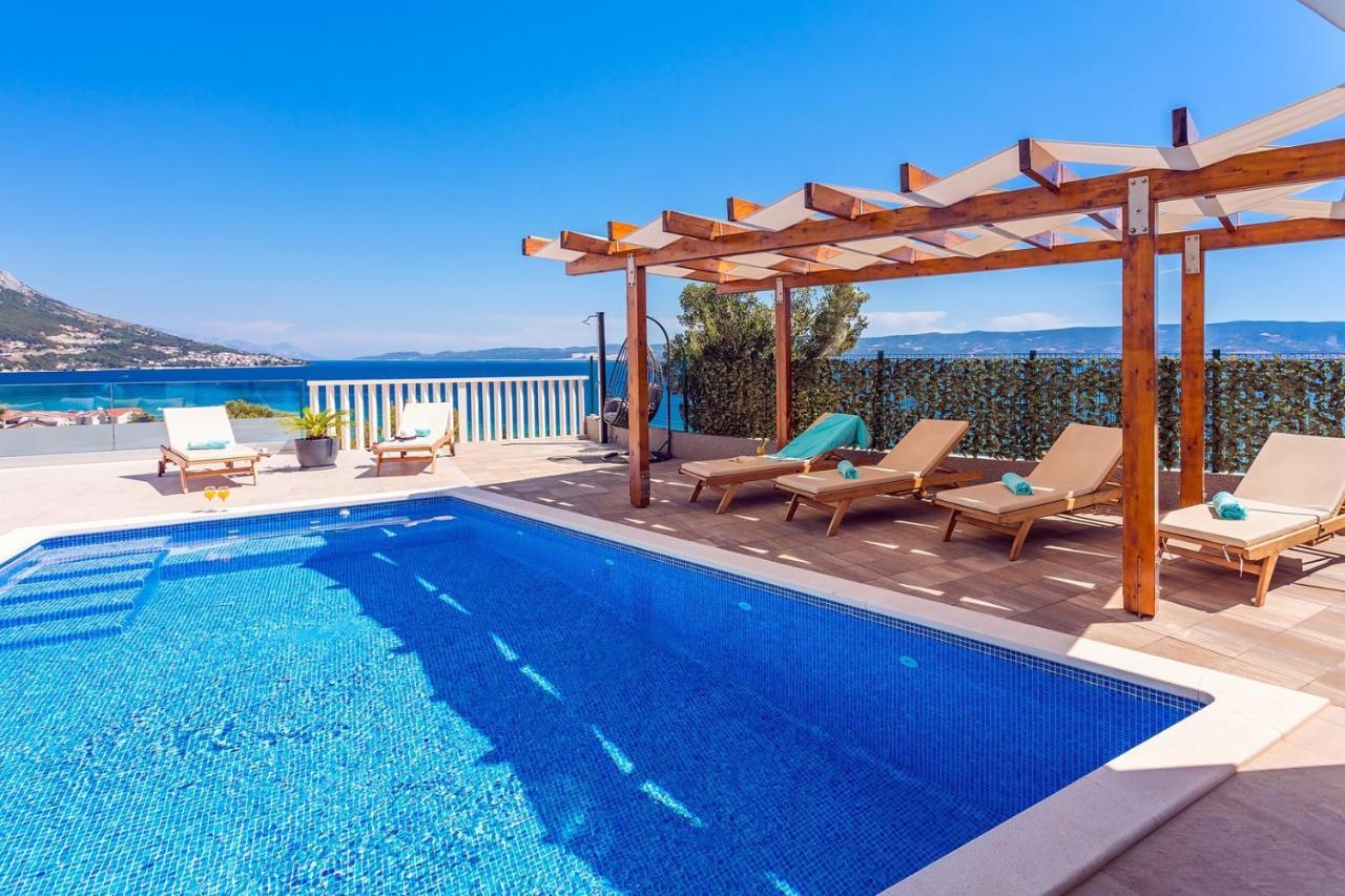 Villa Matan - Only 200M From The Sandy Beaches, Private 28M2 Pool Omiš Exteriér fotografie