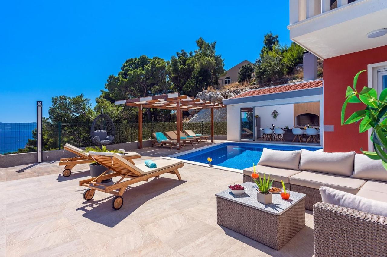 Villa Matan - Only 200M From The Sandy Beaches, Private 28M2 Pool Omiš Exteriér fotografie