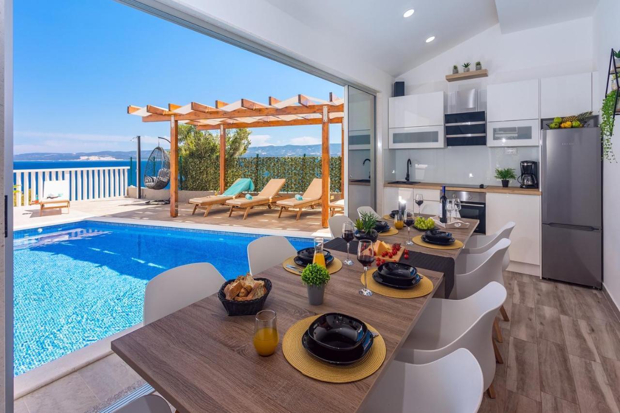 Villa Matan - Only 200M From The Sandy Beaches, Private 28M2 Pool Omiš Exteriér fotografie