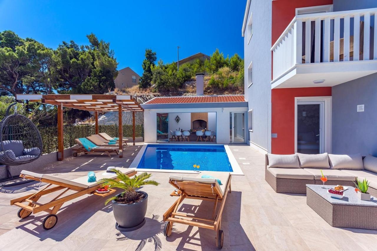Villa Matan - Only 200M From The Sandy Beaches, Private 28M2 Pool Omiš Exteriér fotografie